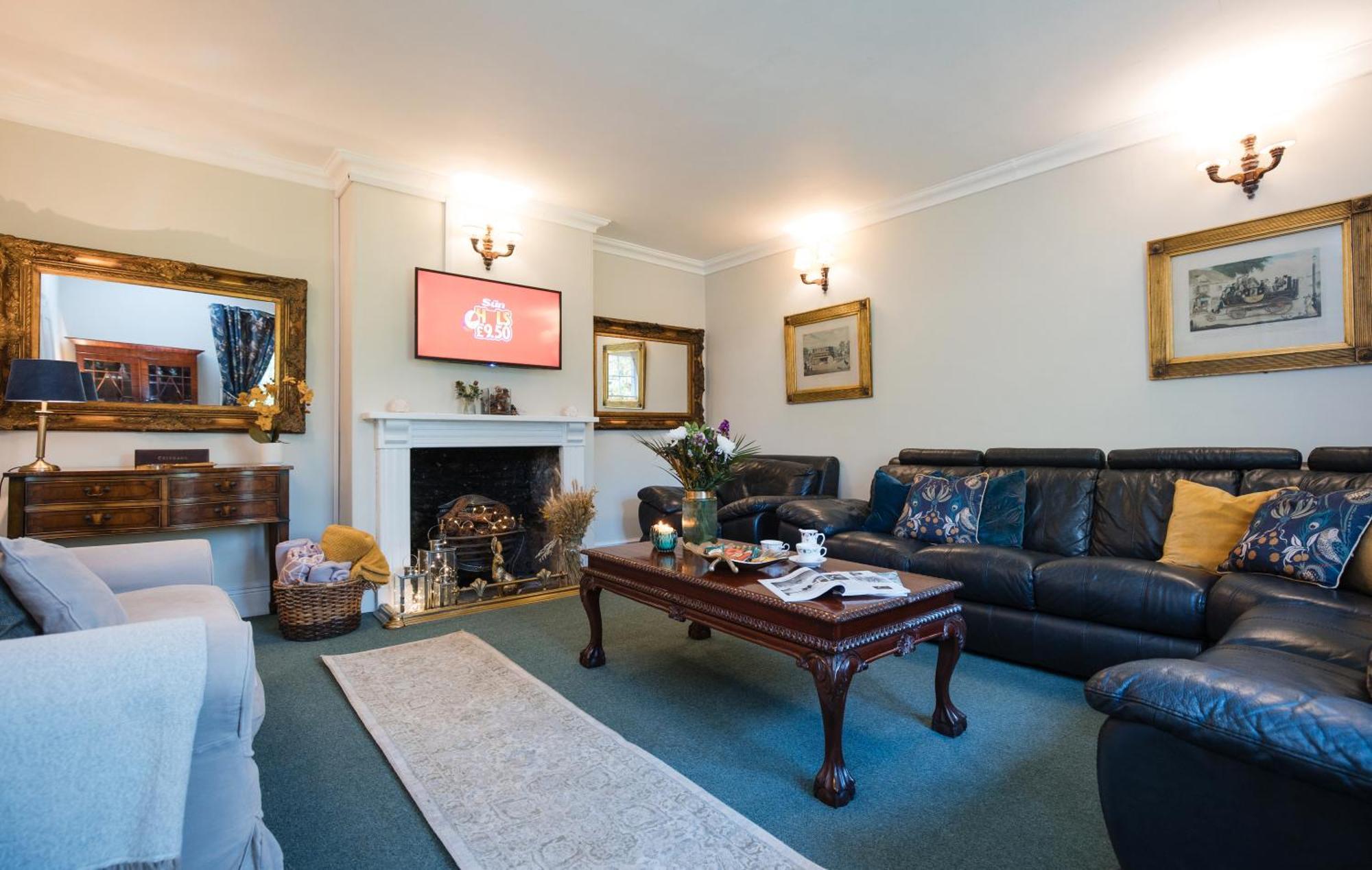 Отель Orchardleigh Estate Фроум Экстерьер фото
