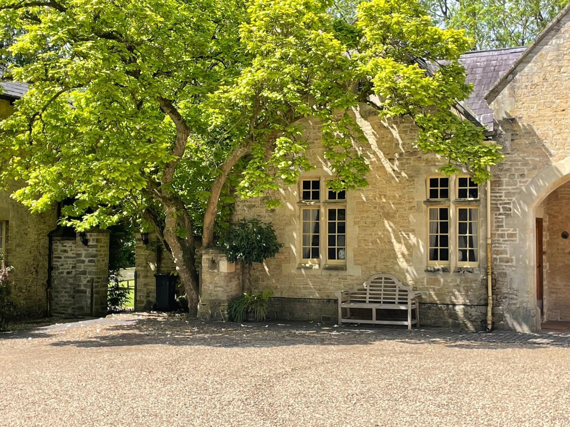 Отель Orchardleigh Estate Фроум Экстерьер фото